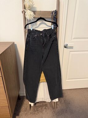 American Eagle Outfitters wide leg black relaxed jean